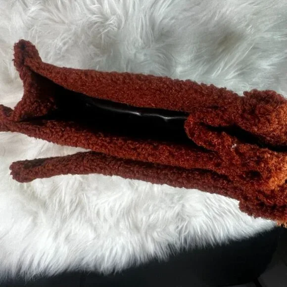 Nasty Gal Black & Brown Sherpa Faux Leather Clutch NWT - Picture 5 of 8